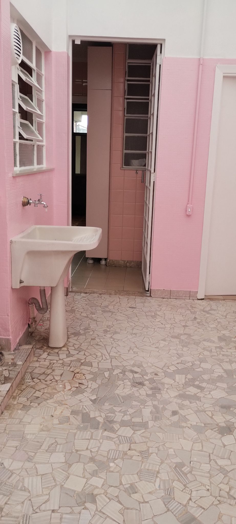 APARTAMENTO 01 — Lapa, São Paulo
