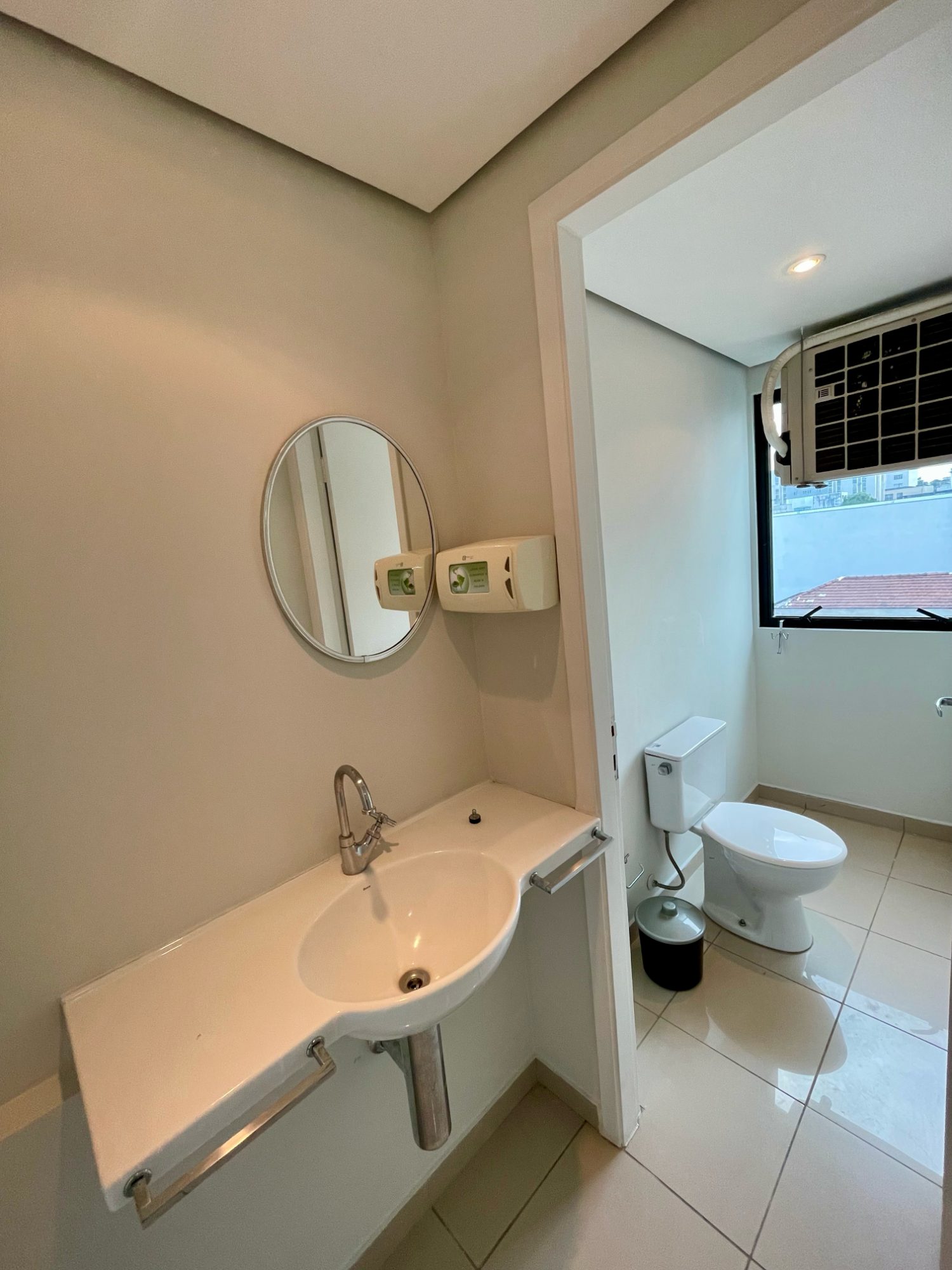 SALA 44 — Lapa, São Paulo